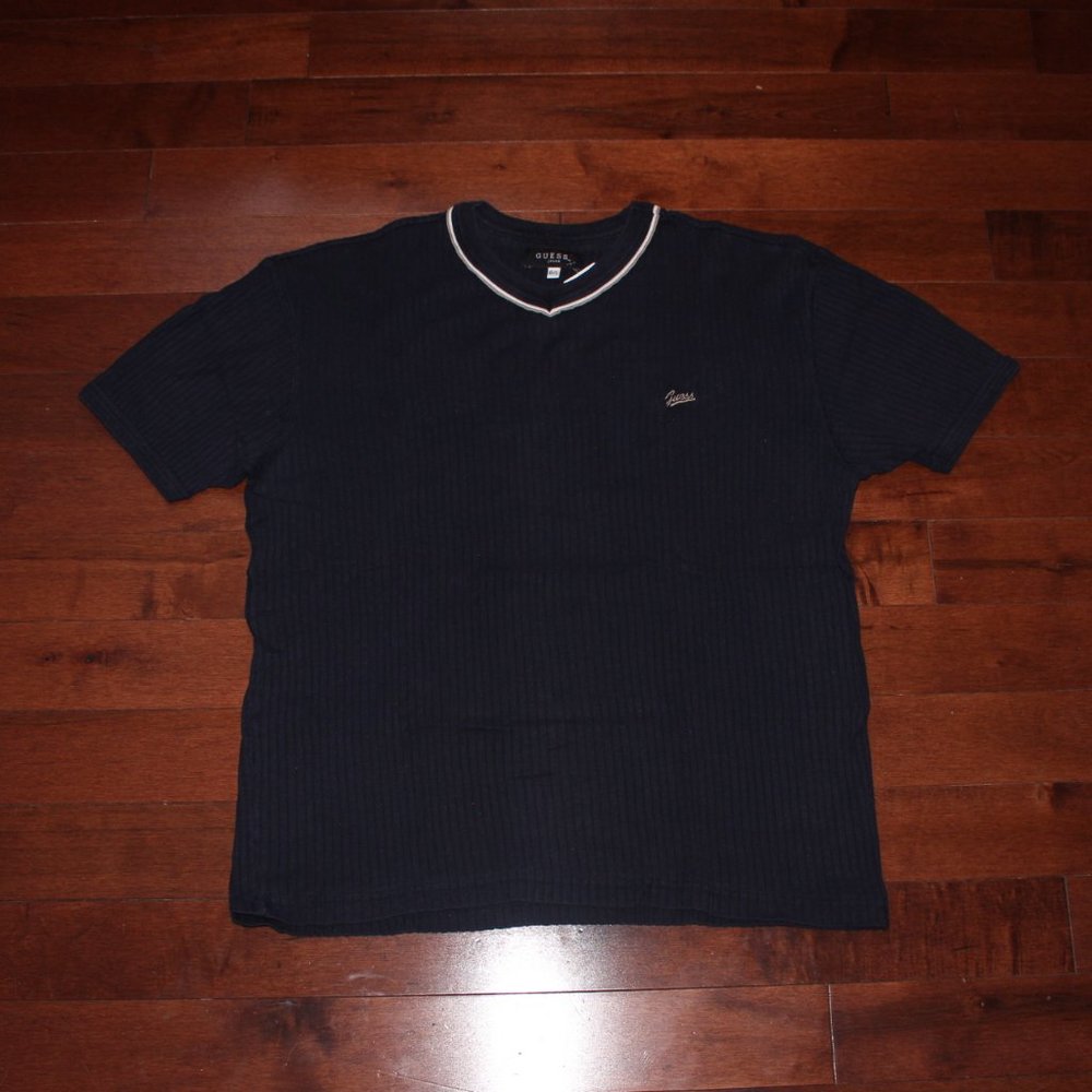 ('90s) GUESS? Essential